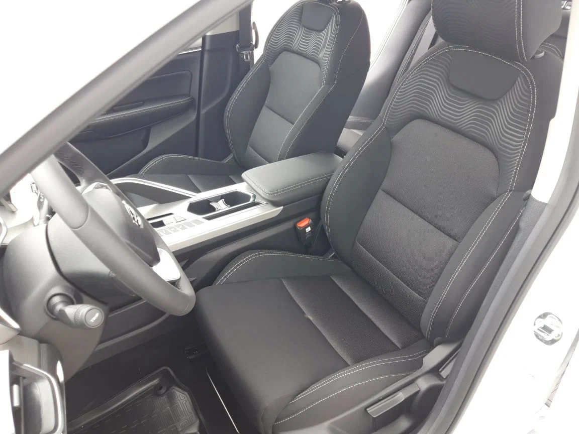 Geely Coolray_03