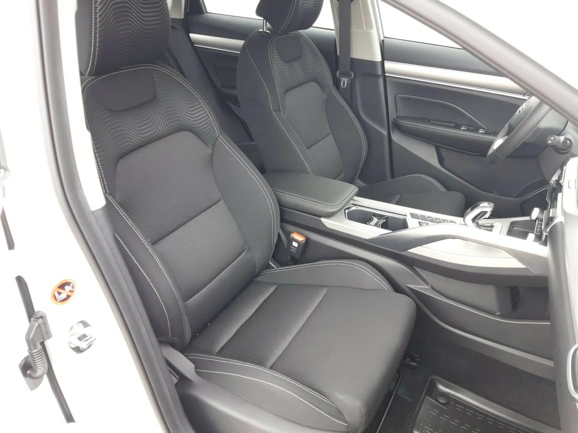 Geely Coolray_08