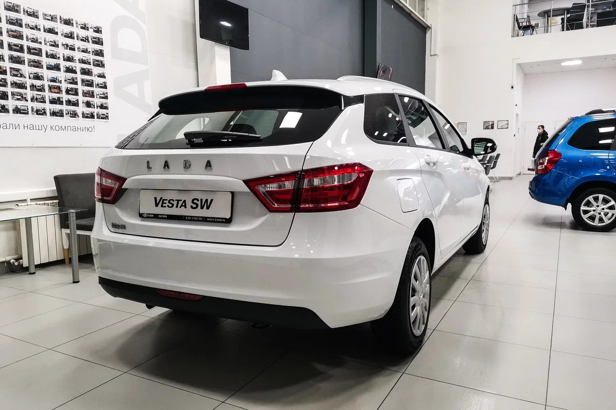Lada Vesta SW_02