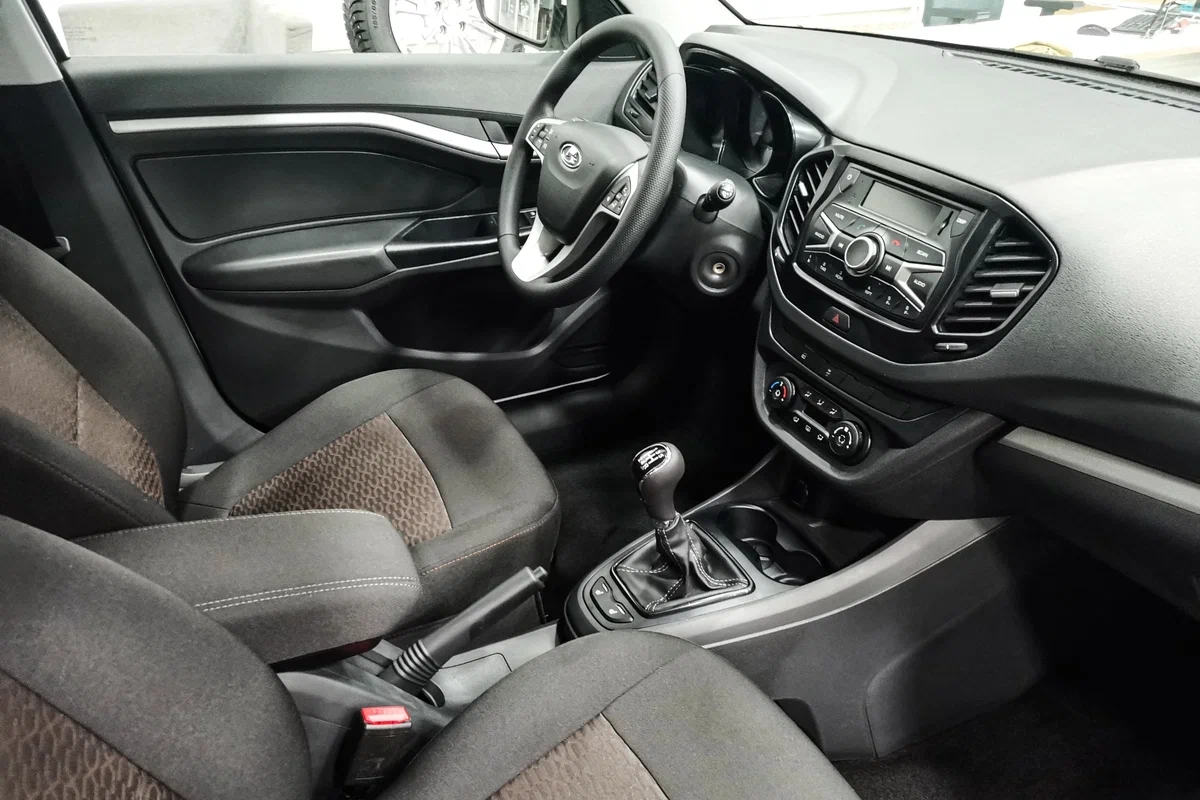 Lada Vesta SW_08