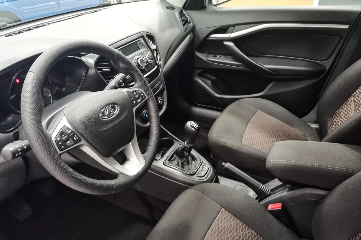 Lada Vesta SW_09